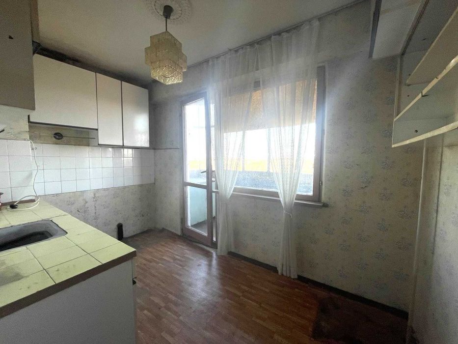Продава се Двустаен апартамент в Русе, Здравец Изток - 62 кв.м за 805 €/кв.м - Снимка #1