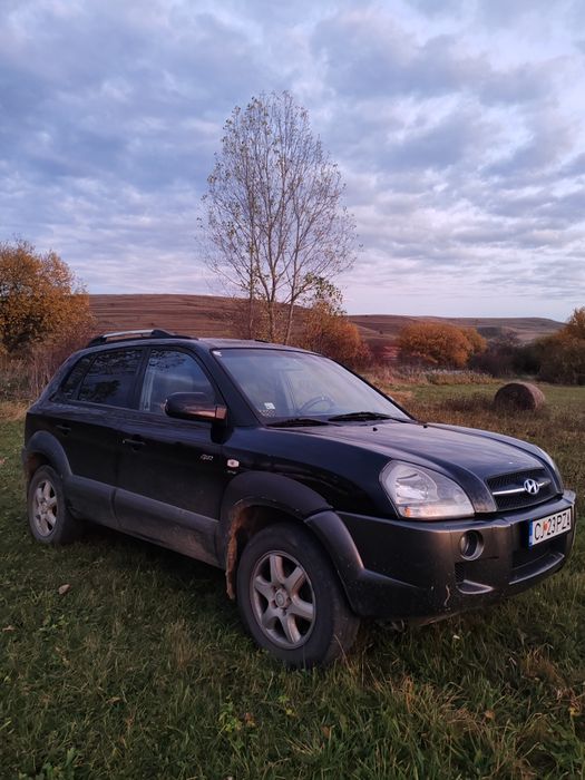 Vând hyundai tucson 4×4