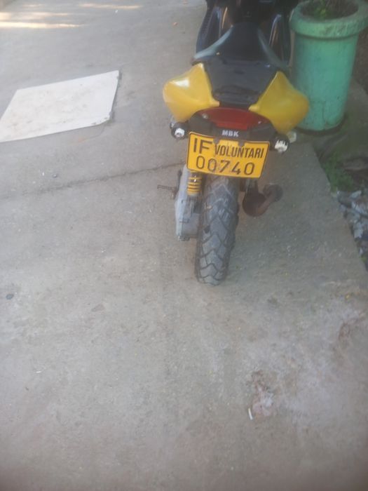 Vând yamaha aerox cu acte