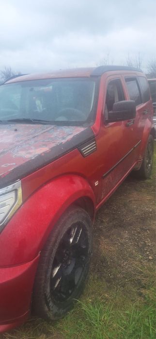 Dezmembrez dodge nitro 2007