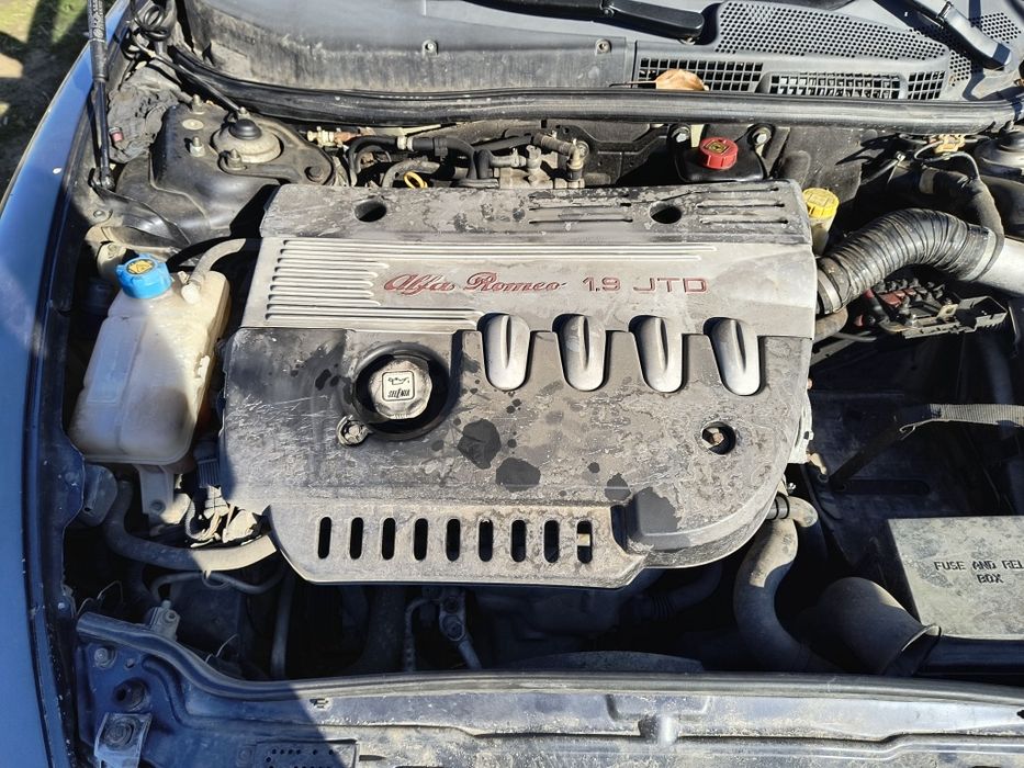 Алфа Ромео 147 1.9 жтд 115 кс на части