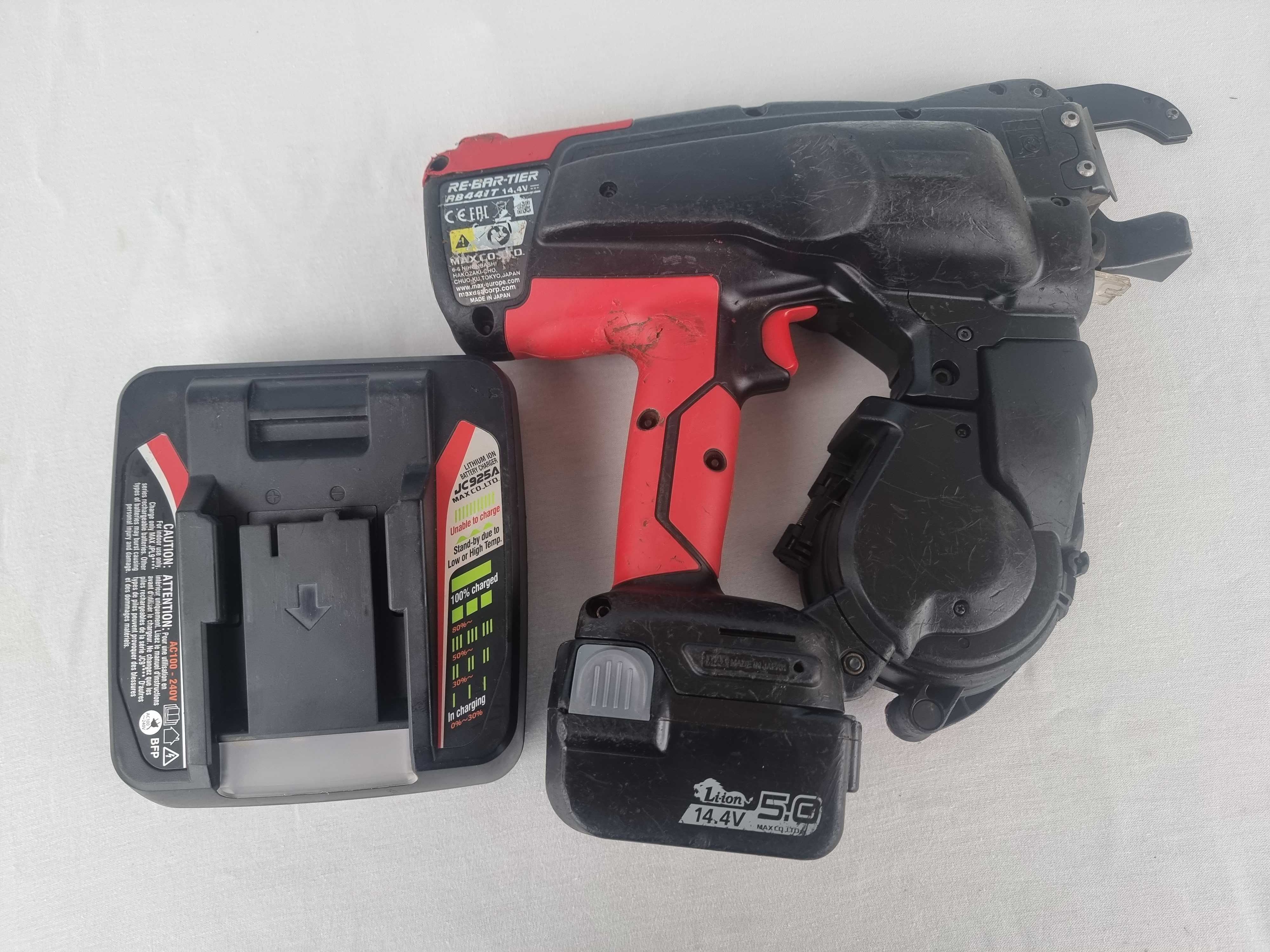 MAX RB 441T - Инструмент за връзване на арматура
