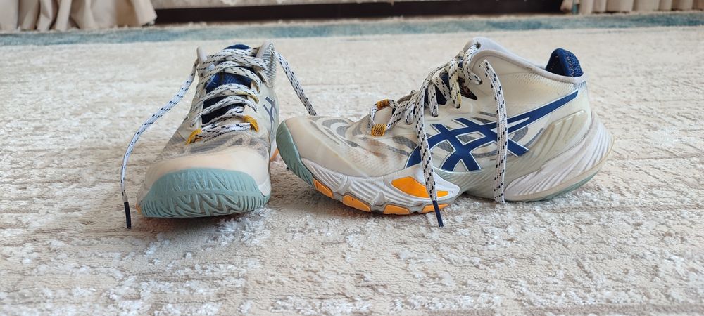 Asics metarise в белом цвете размер 37