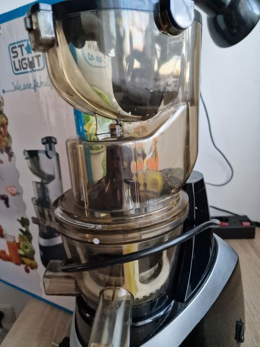 Storcător fructe Star Light cu melc