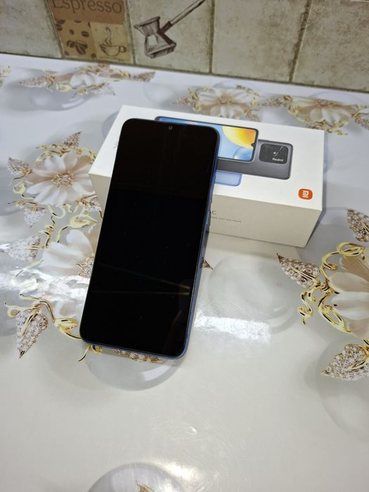 Телефон Redmi 10C