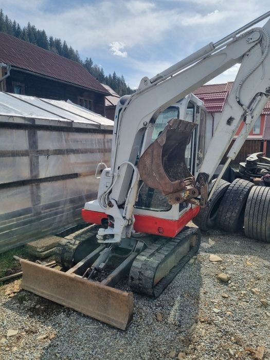 Miniexcavator takeuchi tb 125