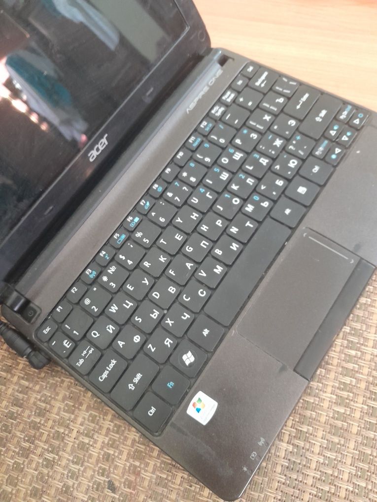 Нетбук Асер aspire