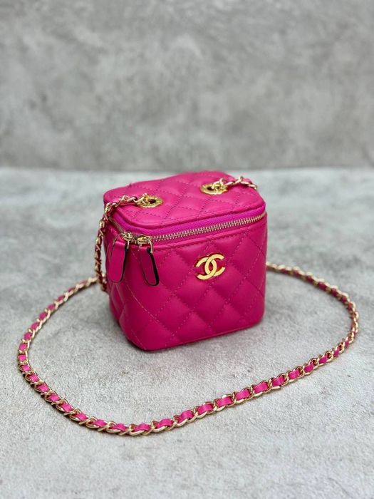 Дамска чанта channel