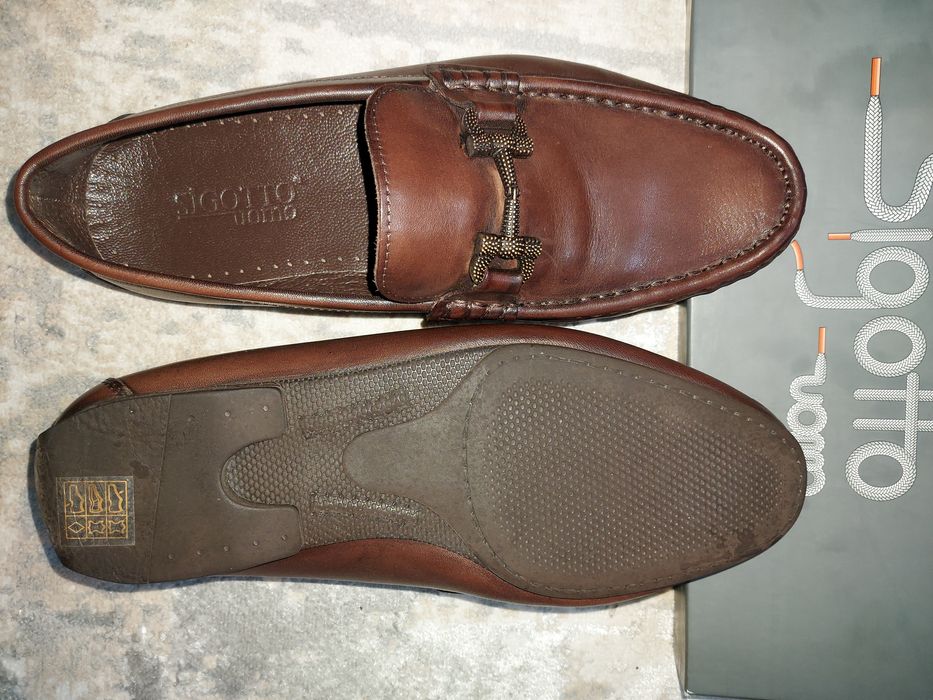 Продам туфли мужские коричневого цвета 42 размера кожанные отличного к