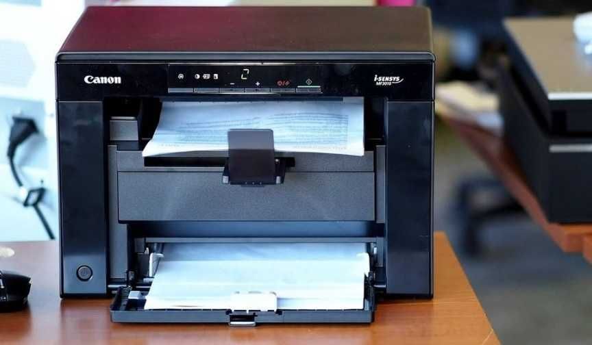 3в1 мфу принтер Canon MF3010