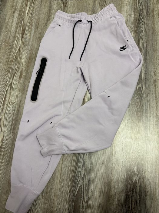 Дамско долнище Nike tech fleece