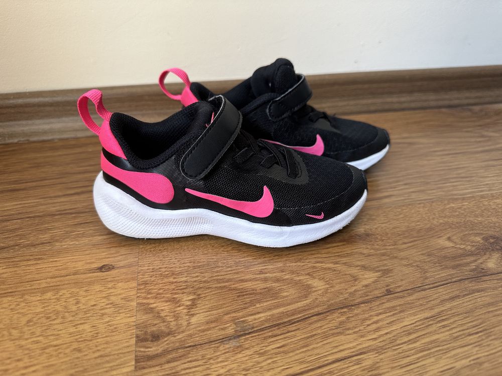 Детски маратонки NIKE