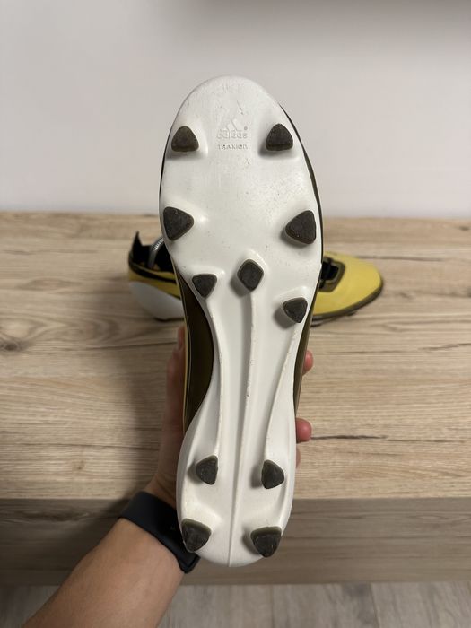 Ghete de fotbal Adidas F50 adizero