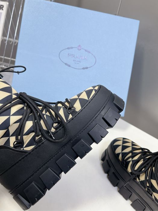 Cizme Prada , calitate premium , pe comanda , noi , 36