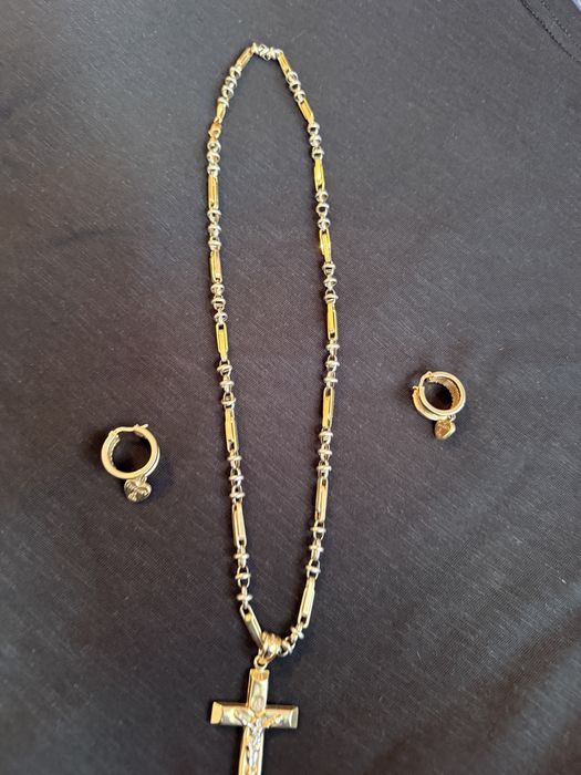 Vand aur diferite modele pret avantajos !