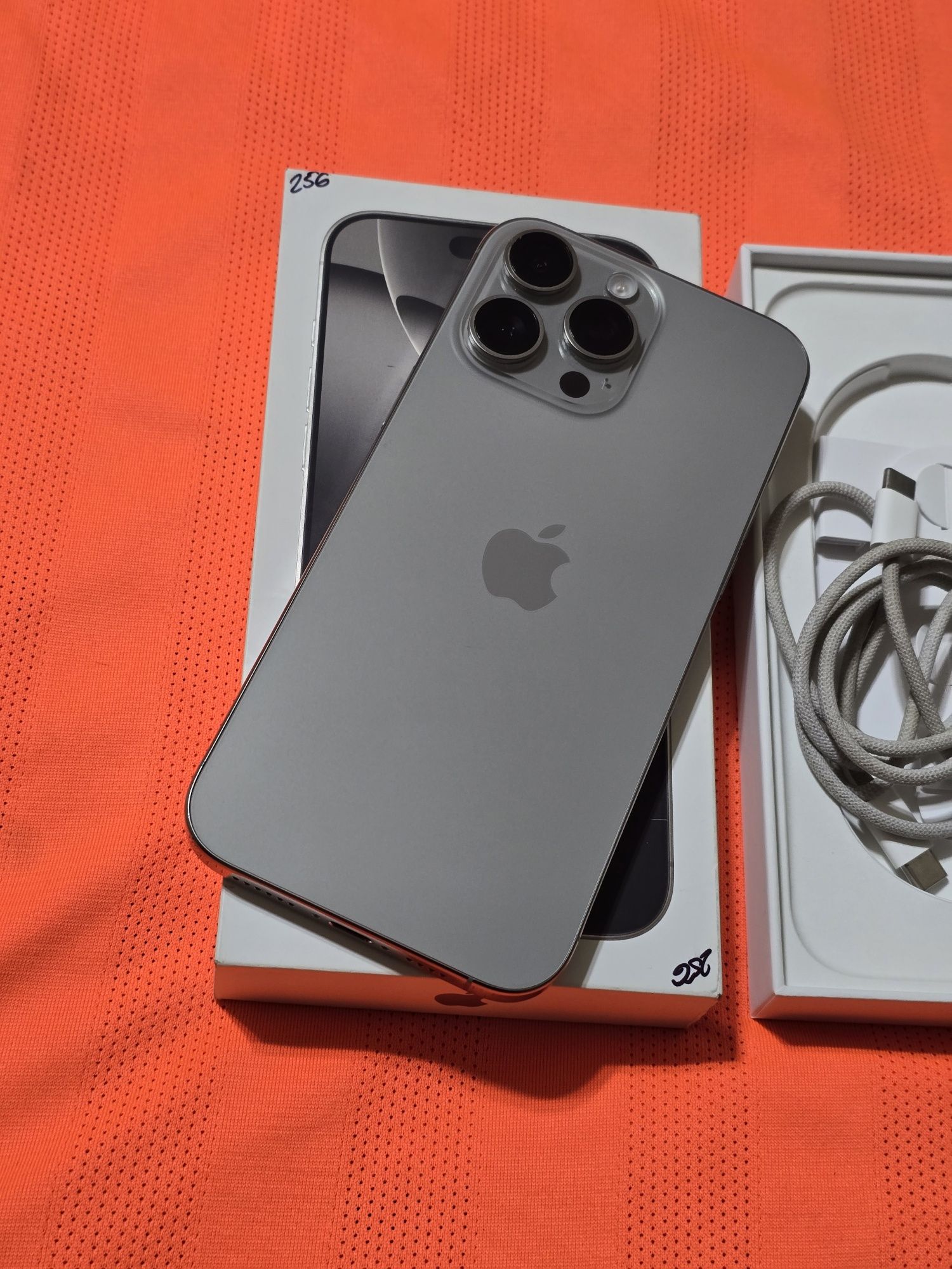 IPhone 16 Pro Max 256 gb акб 100