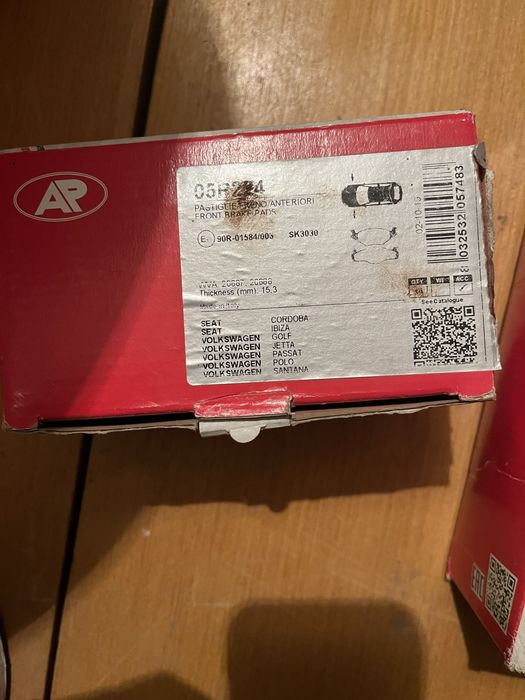 Продавам предни накладки