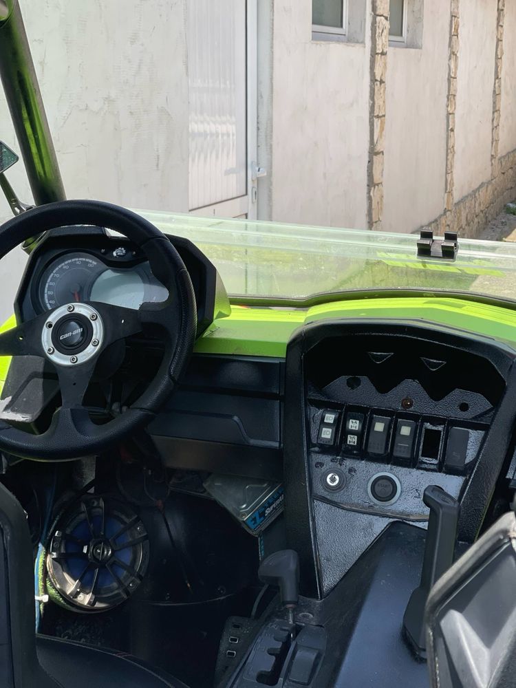 Can-Am Commander 1000xt