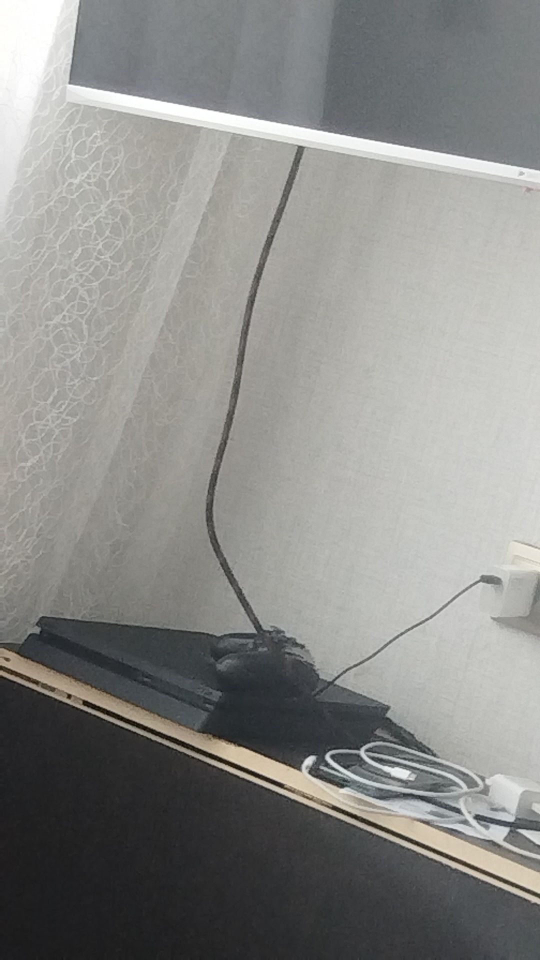 Продам PlayStation 4 slim