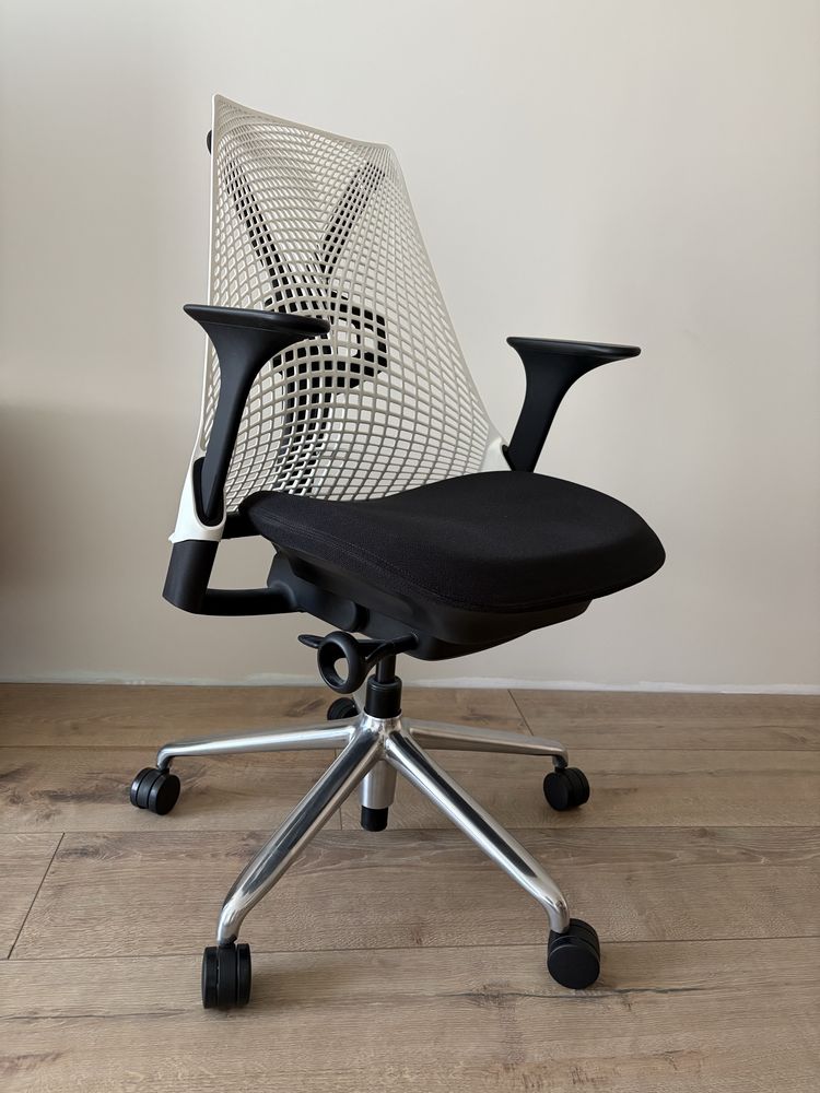 Офис стол Herman Miller Sayl