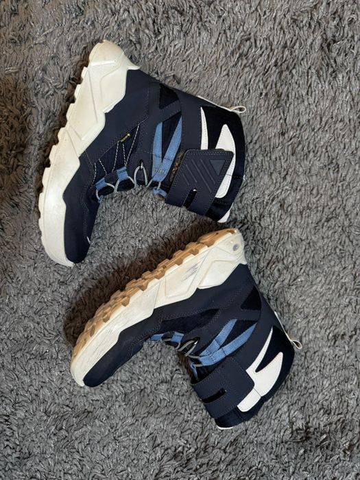 Ghete Superfit mărimea 37