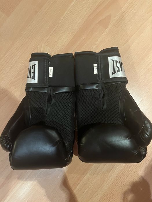 Everlast боксови ръкавици