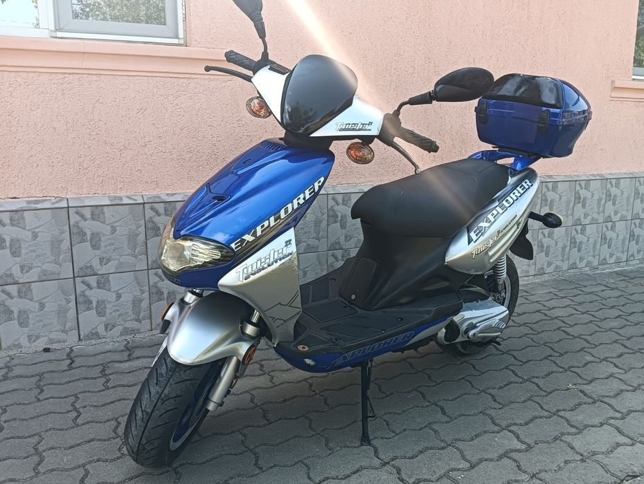 Vând Scuter 49cc