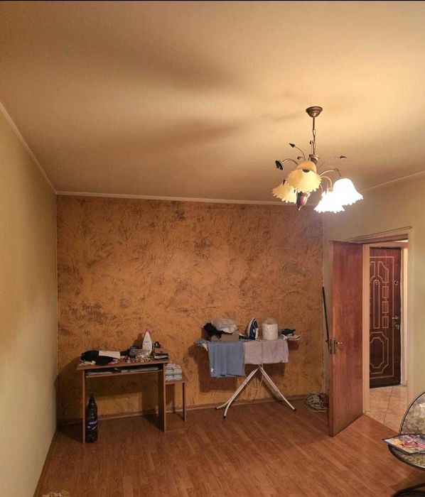 Apartament 3 camere, decomandat Lacul-Tei, 64 mp 2 balcoane inchise