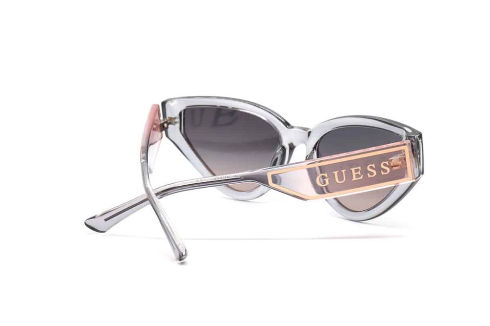 Оригинални дамски слънчеви очила Guess -45%