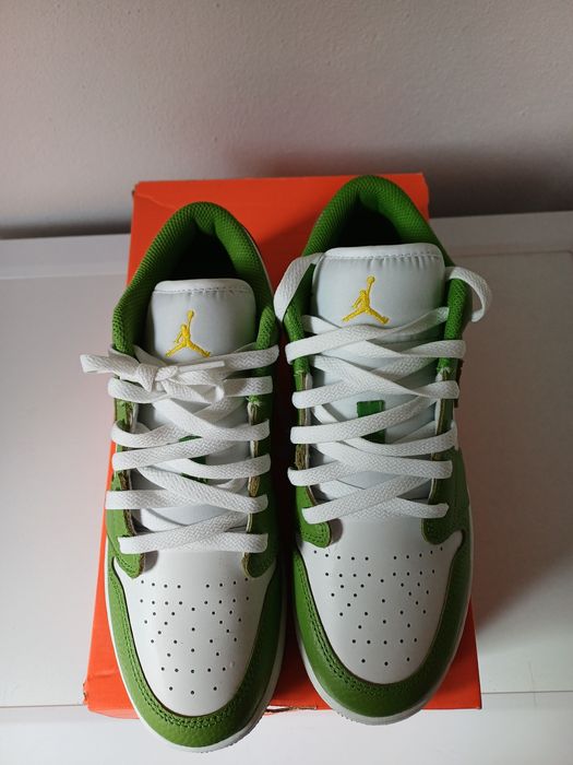Adidasi nike jordan