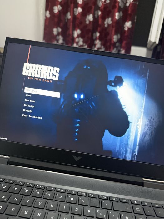 Vând Laptop HP Victus 16 - Rtx 3060 - 144hz + încarcător