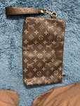 LOUIS VUITTON чанта мъжки