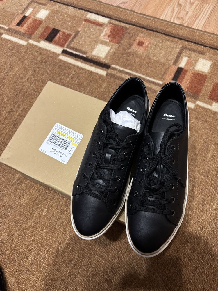 Спортни обувки Bata 41 номер Естествена кожа