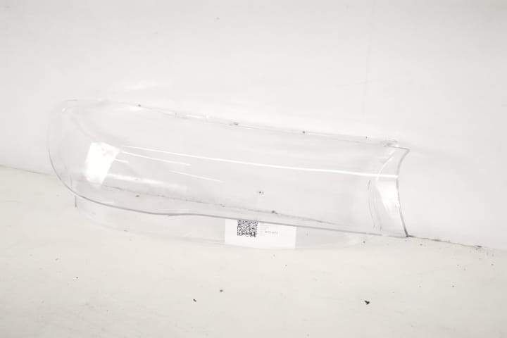 Оригинално дясно стъкло за фар / Originalno dясно stъklo za far BMW Се