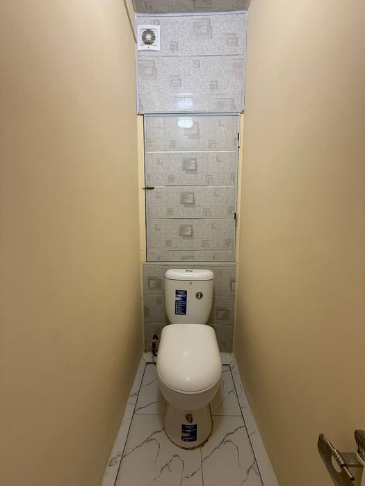 Продаётся 1*2 комнатная квартира Юнусабад 7 квартал 45 кв.м