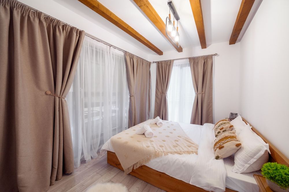 Cabana Black River Chalet-Revelion 2025 ocupat