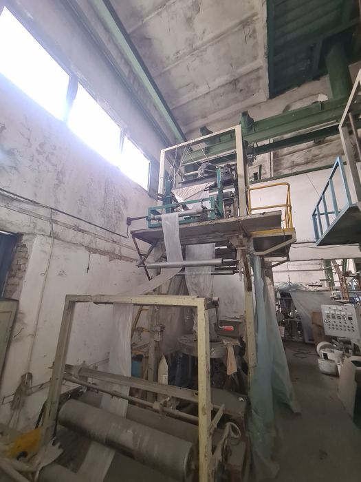 очень срочно  продаётся станок для производства полиэтилен пакетов