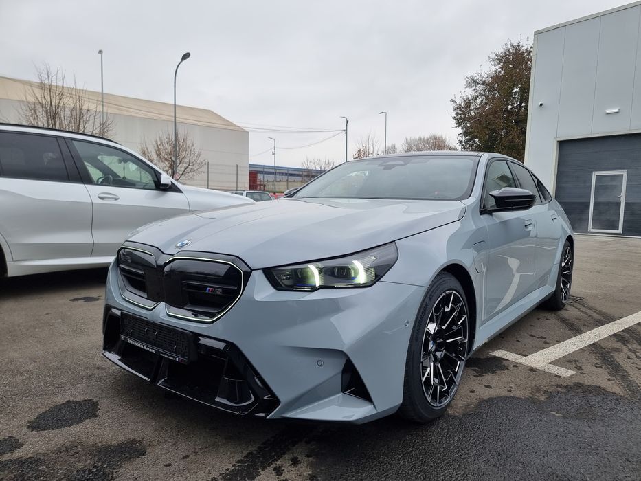 Inchirieri auto/rent a car/new M5/masini ieftine