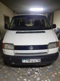 Volkswagen Transporter 1996 г.в.