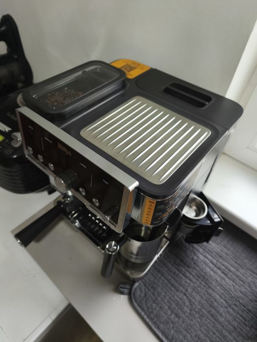 Espressor Ninja cafe luxe pro