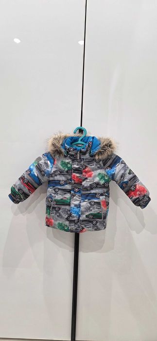 Продам детский зимний комбинезон для мальчика