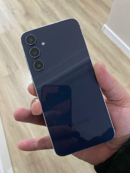 Срочно продам! Samsung A55,5G ОЗУ8 память 256гб