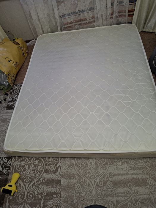 Продам Матрас 160×200