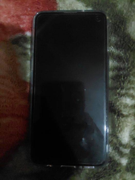 Samsung s10e 128/8
