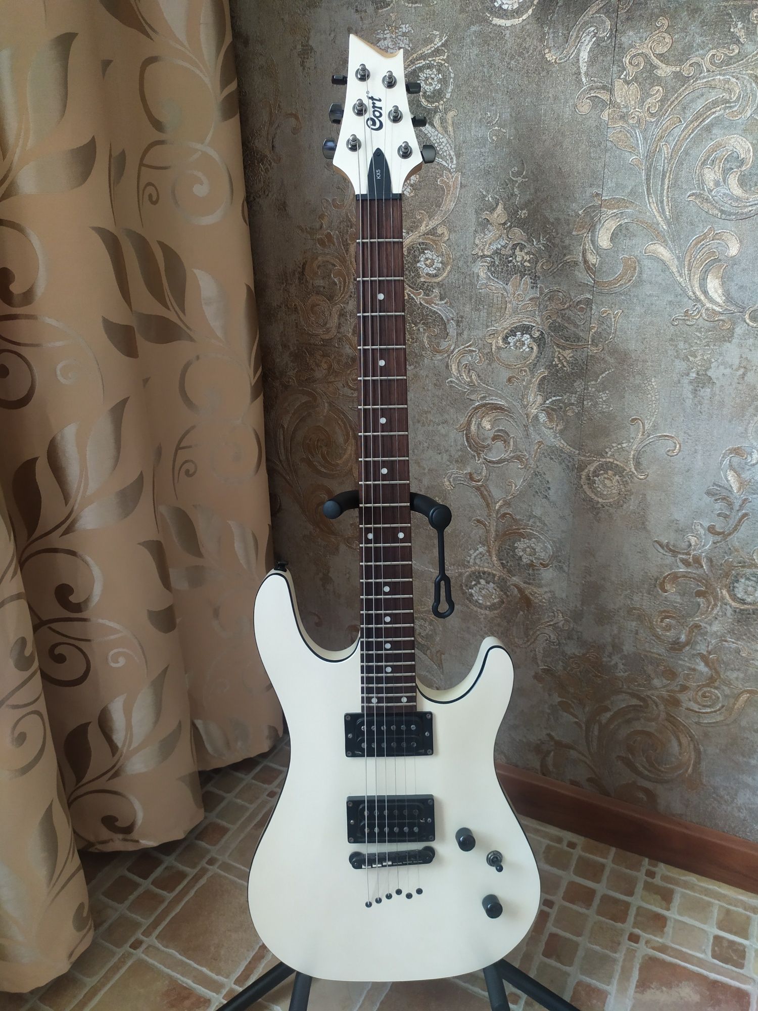 ...Cort KX 5 ...