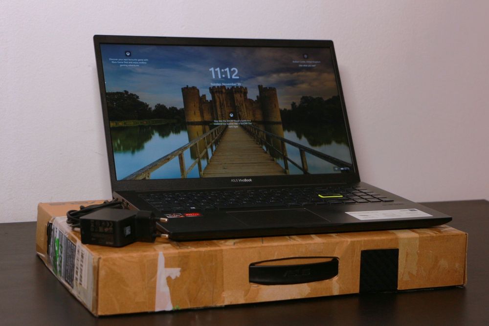 Laptop ASUS Ryzen 7 4700U 16GB RAM 512GB SSD - Boxe Harman/Kardon