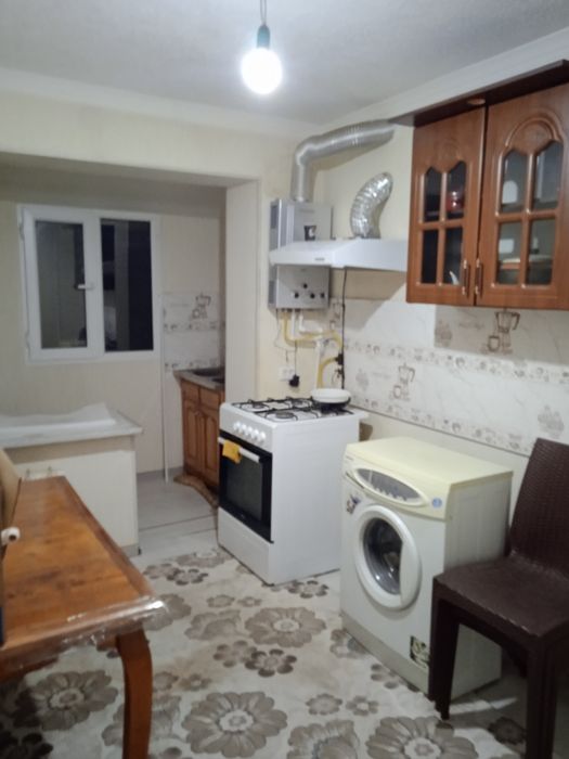 Сдается 1-комнатная квтв Мирабадском районе рядом парк фуркат