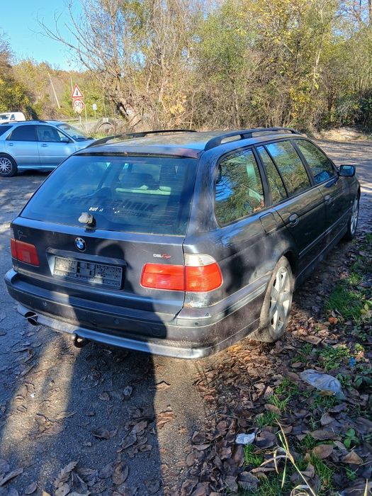 БМВ 523 - Е39 НА ЧАСТИ