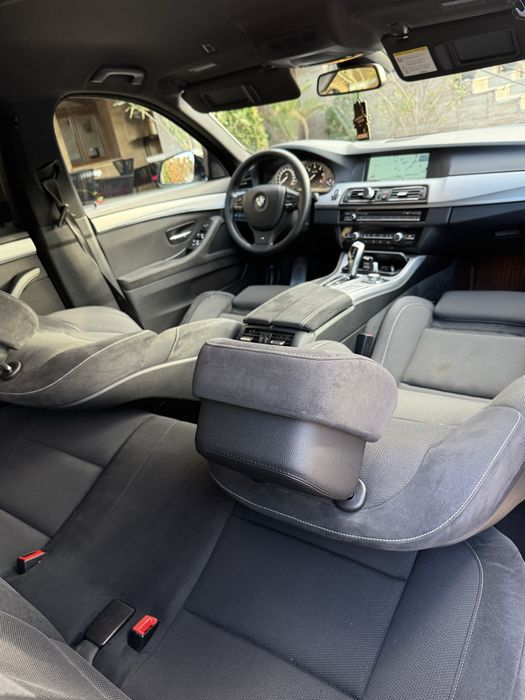BMW F10 2012/ 530XD/Automat/Facelift/258Cp/M-Paket interior/Exterior/