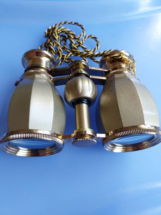 Binoclu  elegant auriu